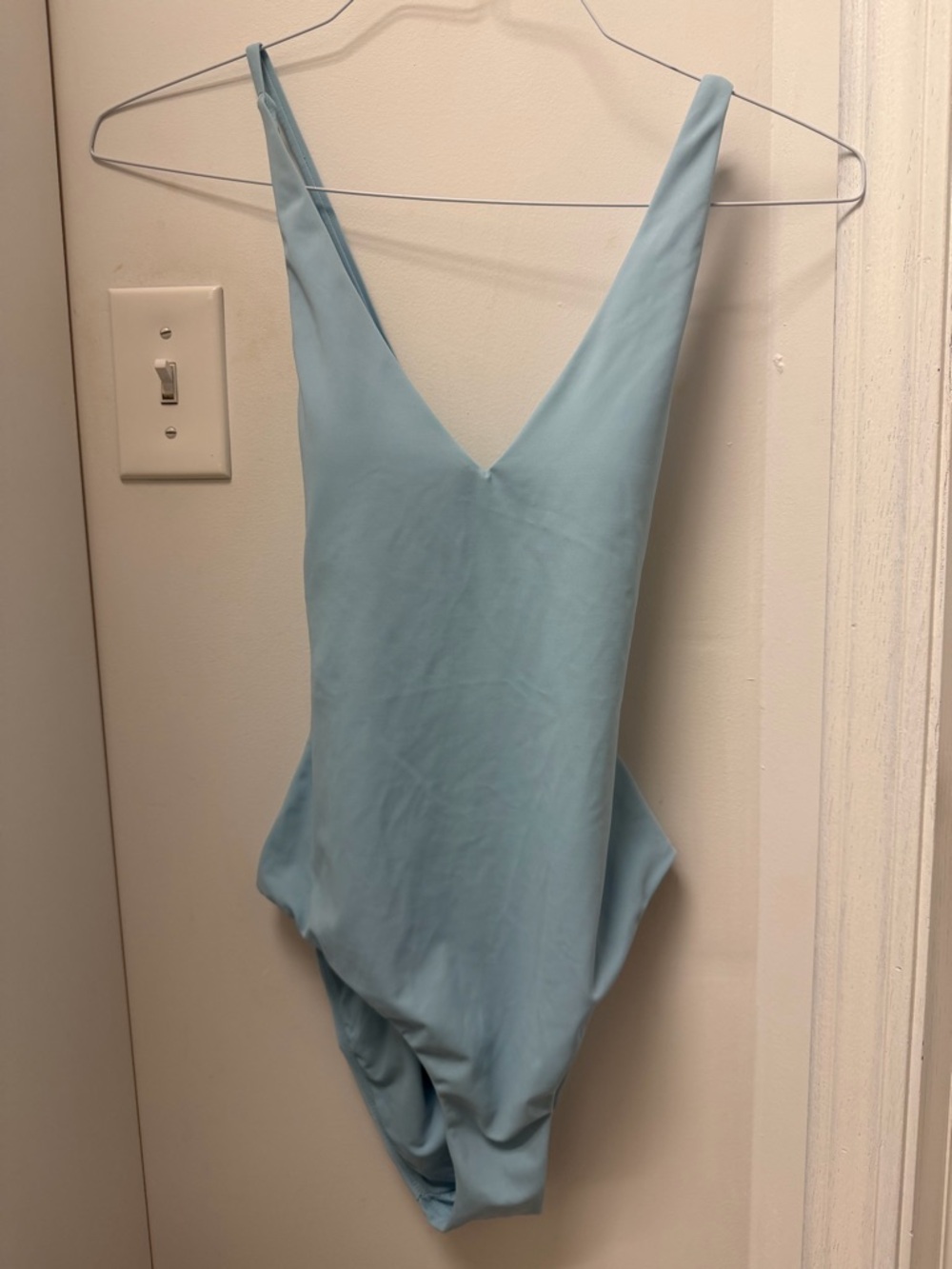 Andie Swim Elwood One Piece NWT Hydrangea size small